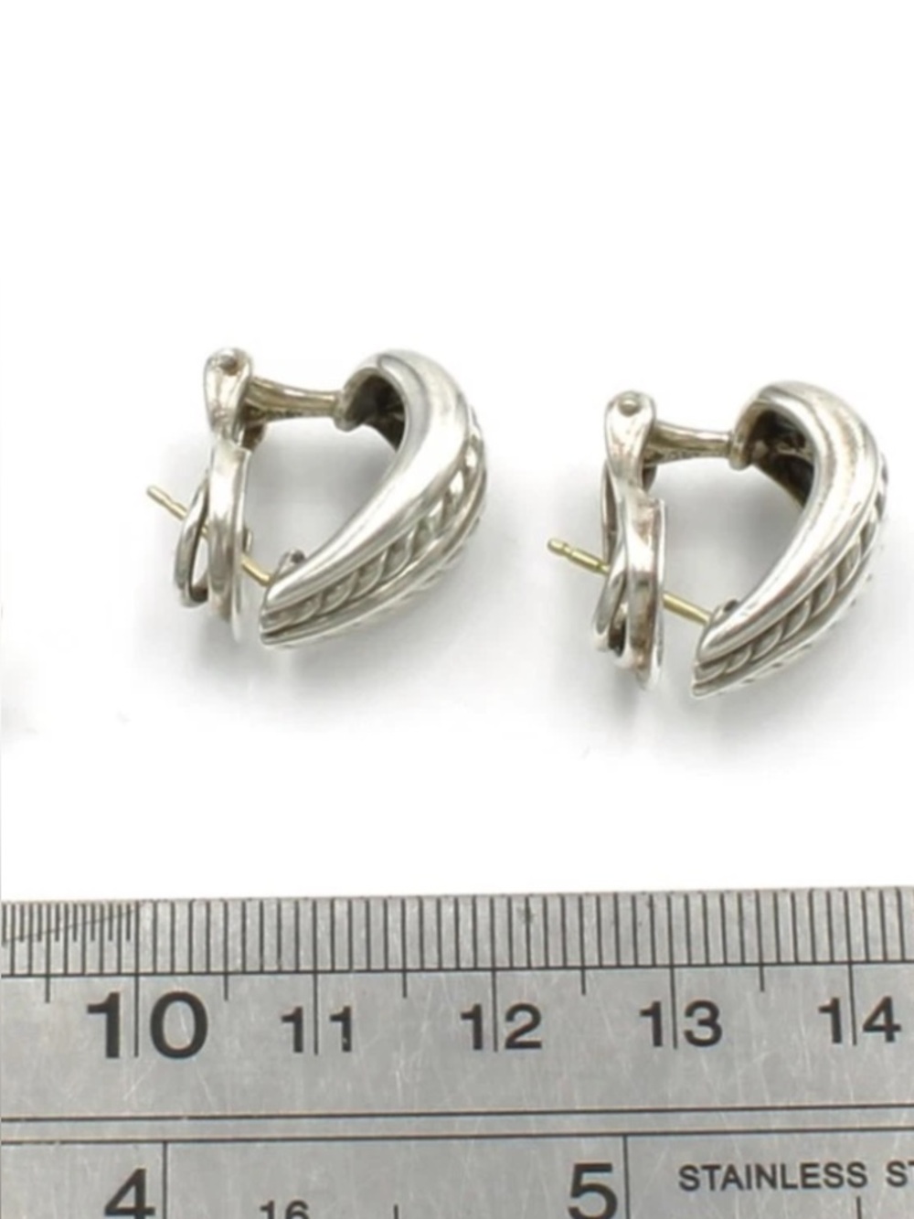 David Yurman sterling silver cable earrings - Picture 4 of 4